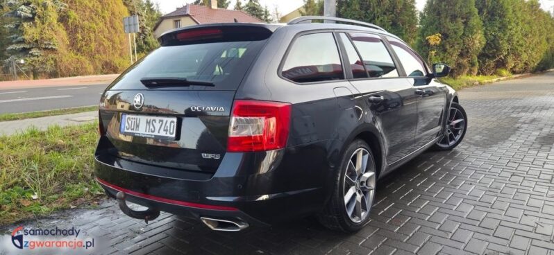Skoda Octavia Combi 2.0 TDI DSG RS full