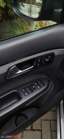 Volkswagen Touran full