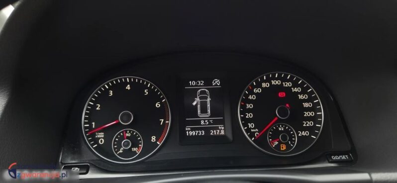 Volkswagen Touran full