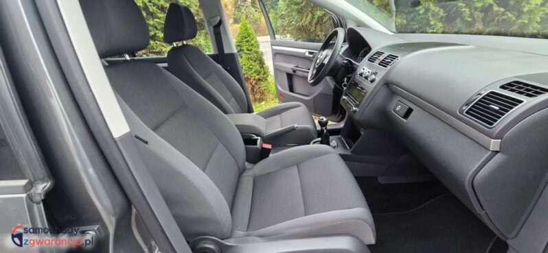 Volkswagen Touran full