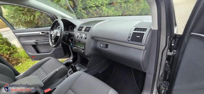 Volkswagen Touran full