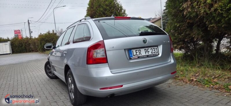 Skoda Octavia Combi 1.6 TDI DPF FAMILY full