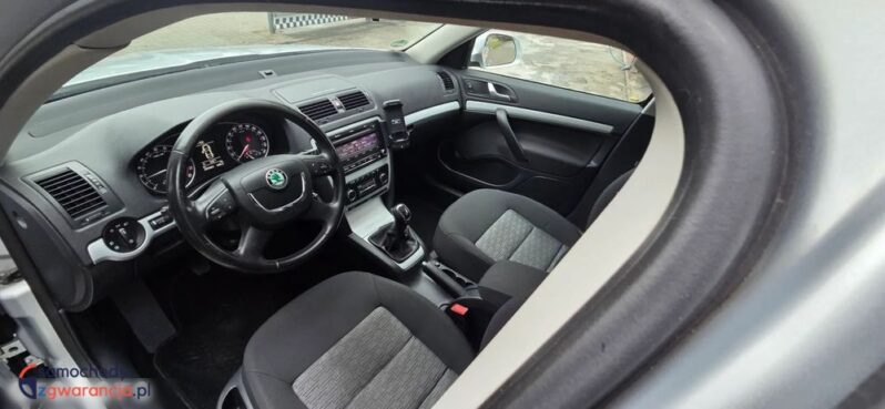 Skoda Octavia Combi 1.6 TDI DPF FAMILY full