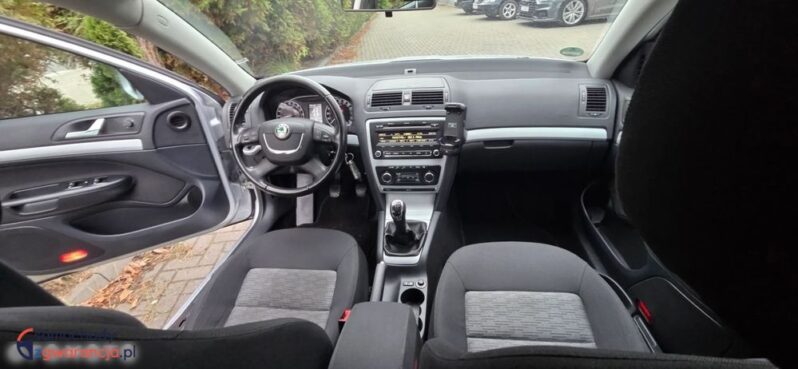 Skoda Octavia Combi 1.6 TDI DPF FAMILY full