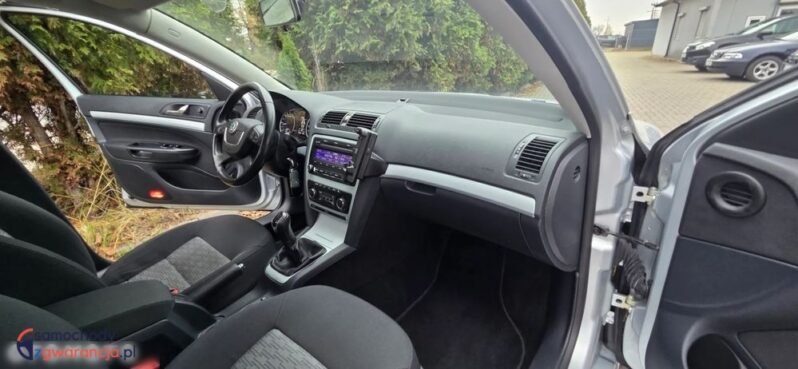 Skoda Octavia Combi 1.6 TDI DPF FAMILY full