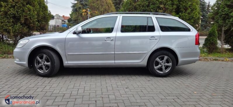 Skoda Octavia Combi 1.6 TDI DPF FAMILY full