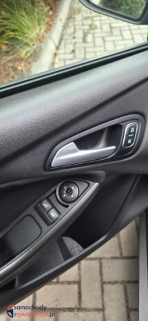 Ford Focus 1.0 EcoBoost Start-Stopp-System Champions Edition full