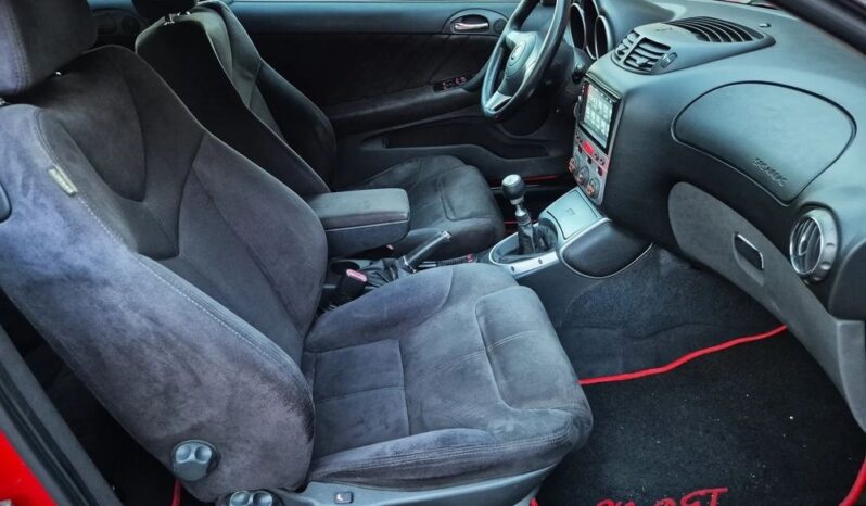 Alfa Romeo GT full