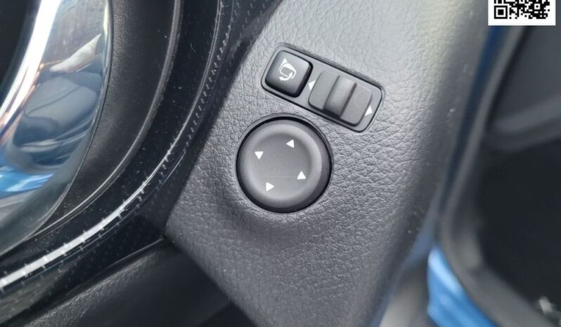 Nissan X-Trail full