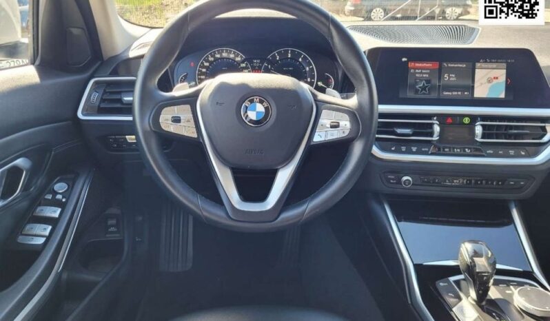 BMW Seria 3 320i full