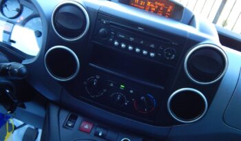 Minivan CITROEN Berlingo  2009 Benzyna Manualna FWD (przód) Srebrny 5 5 Niemcy Metalik full