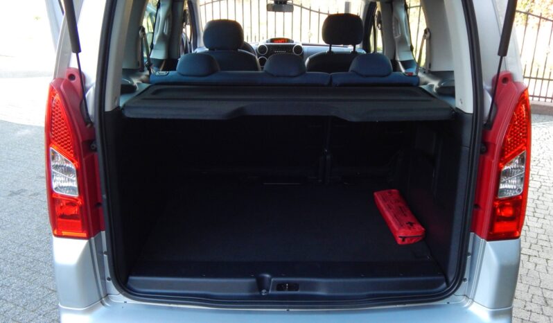 Minivan CITROEN Berlingo  2009 Benzyna Manualna FWD (przód) Srebrny 5 5 Niemcy Metalik full