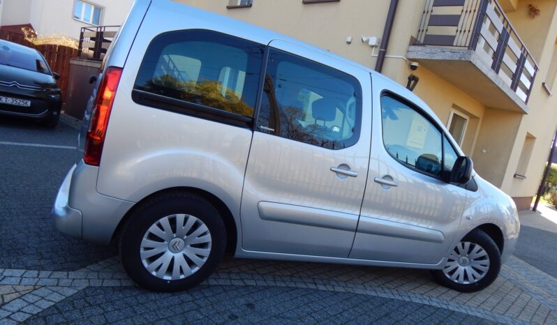 Minivan CITROEN Berlingo  2009 Benzyna Manualna FWD (przód) Srebrny 5 5 Niemcy Metalik full