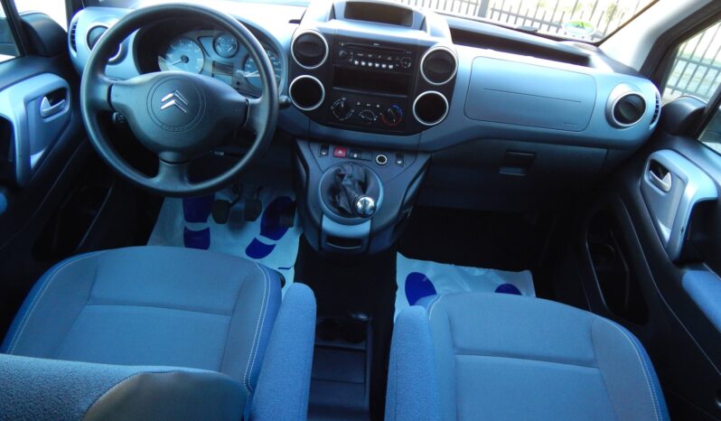 Minivan CITROEN Berlingo  2009 Benzyna Manualna FWD (przód) Srebrny 5 5 Niemcy Metalik full