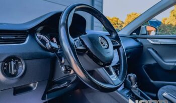 Skoda Octavia Combi 2.0 TDI 4×4 DSG Scout full