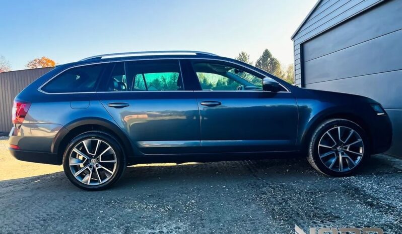 Skoda Octavia Combi 2.0 TDI 4×4 DSG Scout full