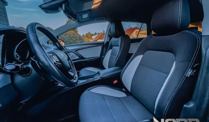 Toyota Avensis 1.8 Premium MS full