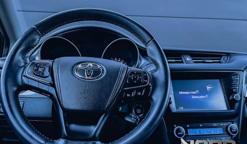 Toyota Avensis 1.8 Premium MS full