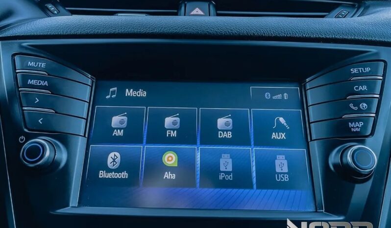 Toyota Avensis 1.8 Premium MS full