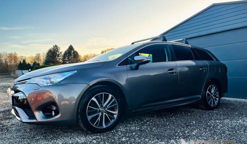 Toyota Avensis 1.8 Premium MS full