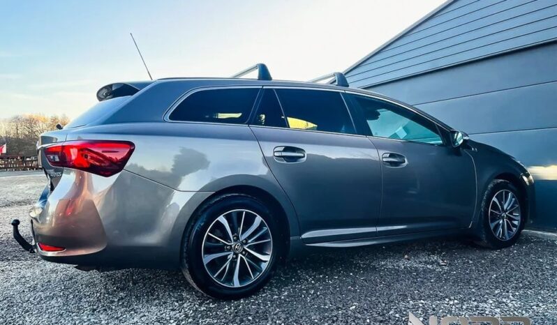 Toyota Avensis 1.8 Premium MS full