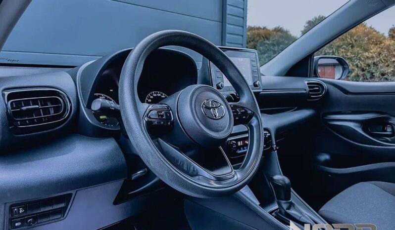 Toyota Yaris Hybrid 1.5 Active full