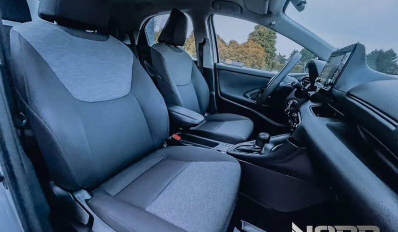 Toyota Yaris Hybrid 1.5 Active full