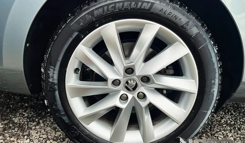 Skoda Superb 2.0 TDI Ambition DSG full