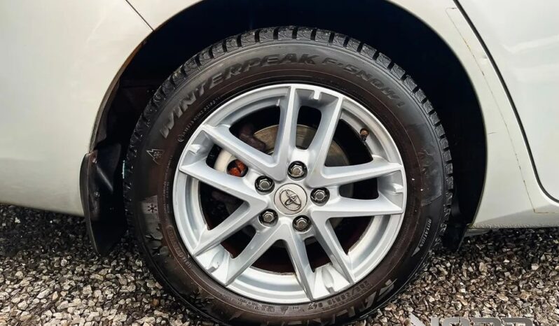 Toyota Auris 1.8 HSD Prestige full