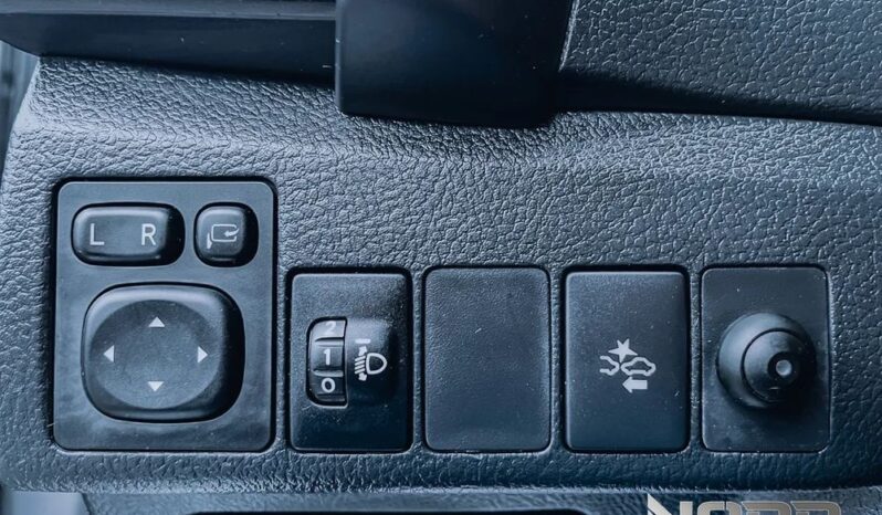 Toyota Auris 1.8 HSD Prestige full