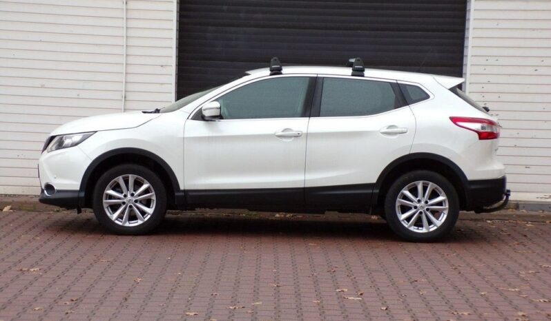 Nissan Qashqai full