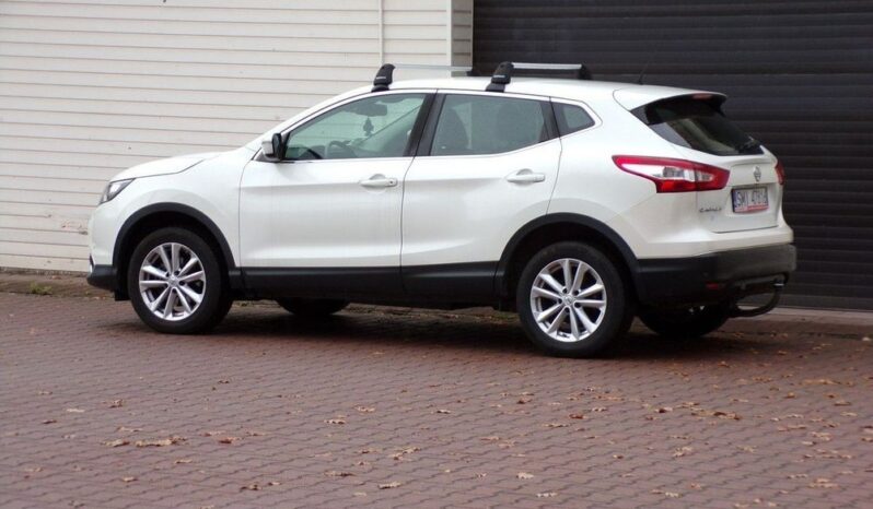 Nissan Qashqai full