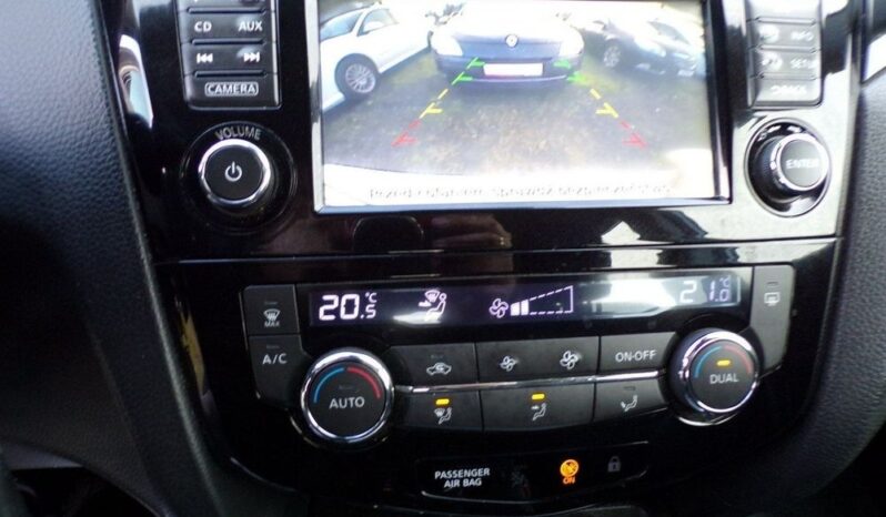 Nissan Qashqai full