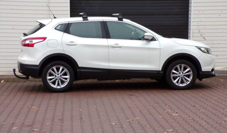 Nissan Qashqai full