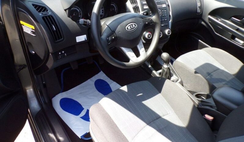 Kia Ceed full