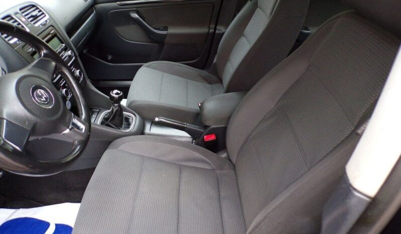 Volkswagen Golf full