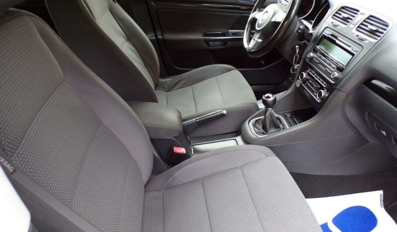 Volkswagen Golf full