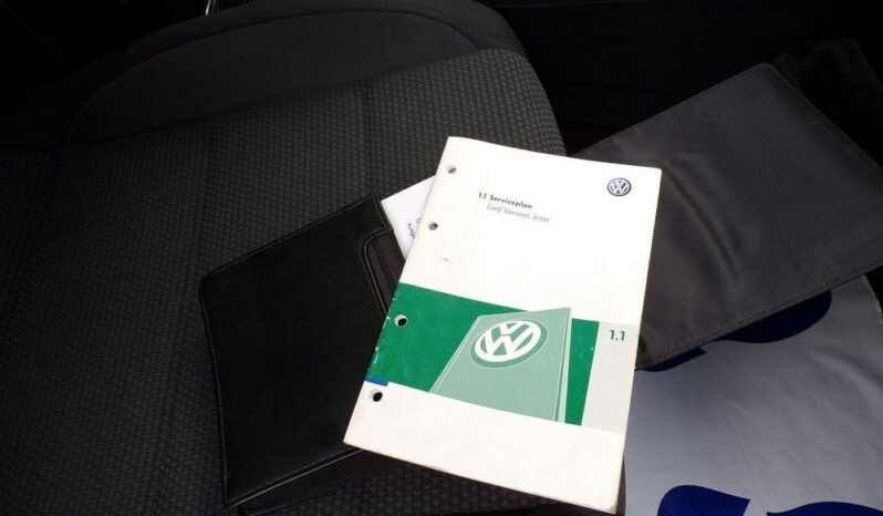 Volkswagen Golf full