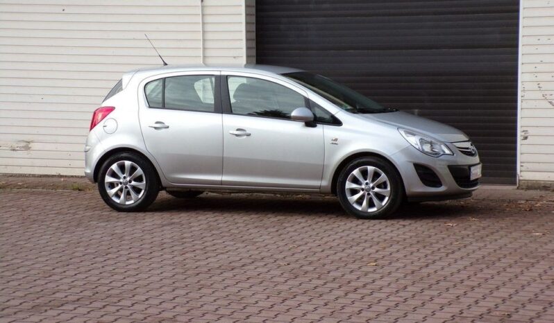 Opel Corsa full