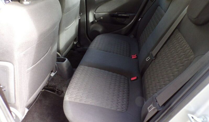Opel Corsa full