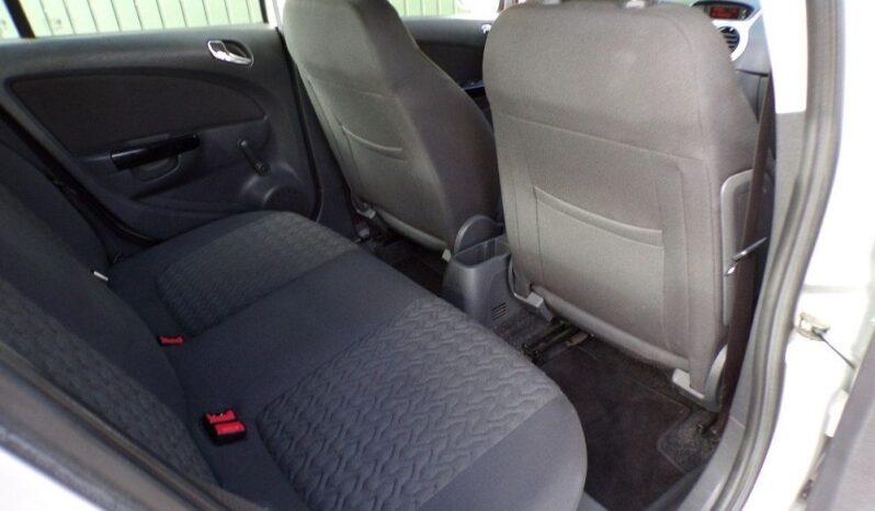Opel Corsa full