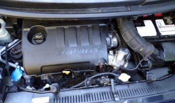 Kia Venga full