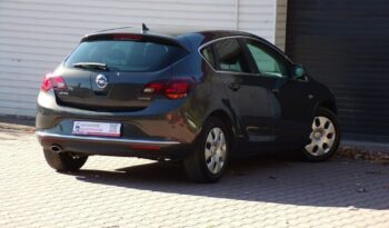 Opel Astra full
