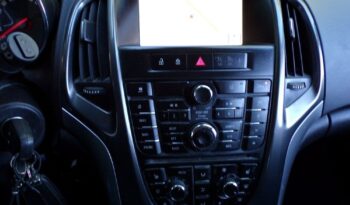 Opel Astra full