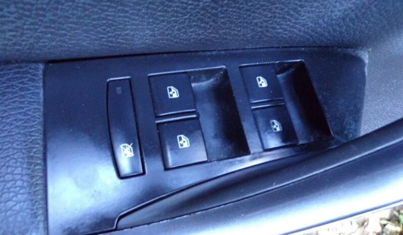 Opel Astra full