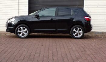 Nissan Qashqai full