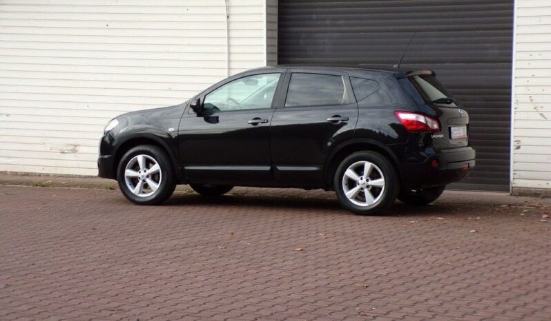 Nissan Qashqai full