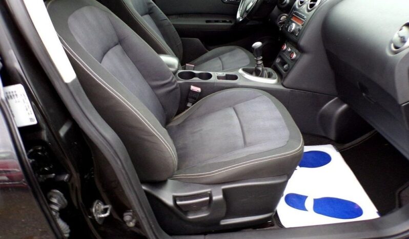 Nissan Qashqai full