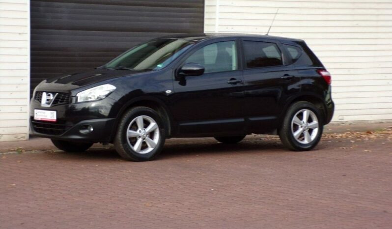 Nissan Qashqai full