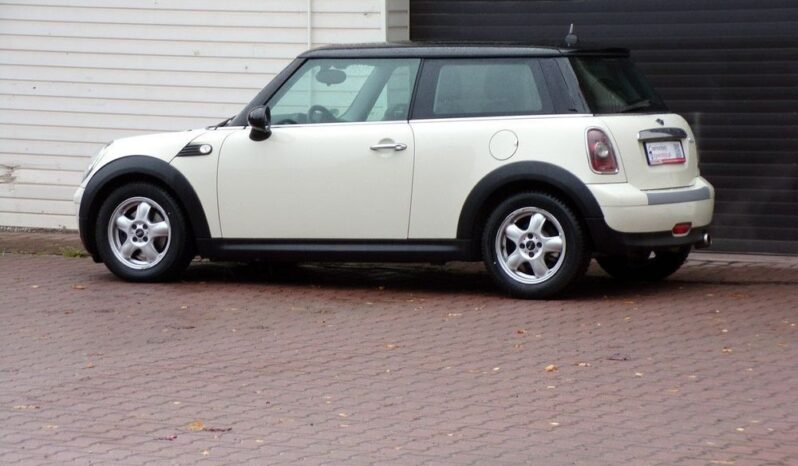 MINI Cooper full